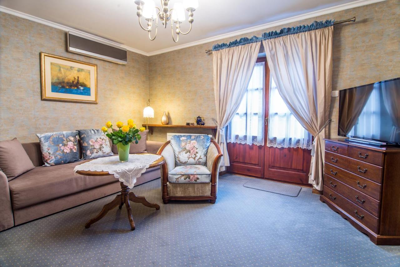 Hotel Dwa Ksiezyce Kazimierz Dolny Exteriér fotografie